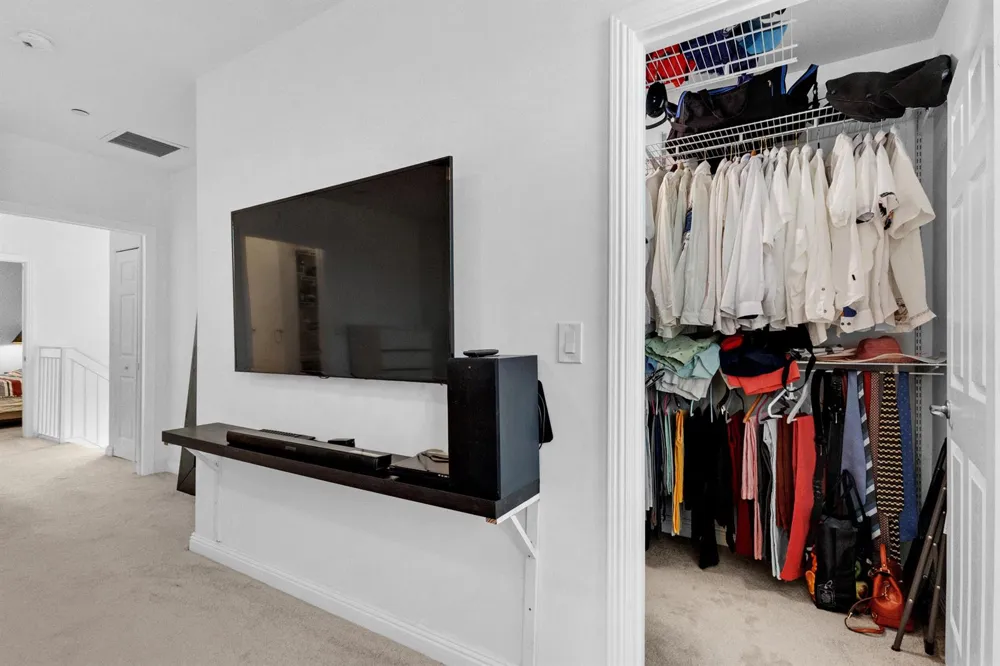 711 SE 16th Court Fort Lauderdale, FL 33316