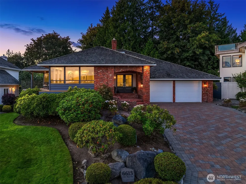 6613 136th Place SW Edmonds, WA 98026
