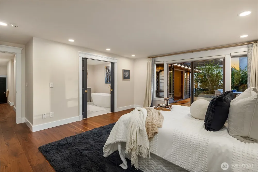 6613 136th Place SW Edmonds, WA 98026