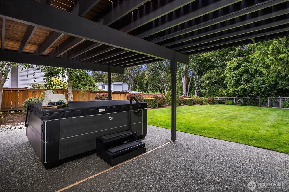6613 136th Place SW Edmonds, WA 98026