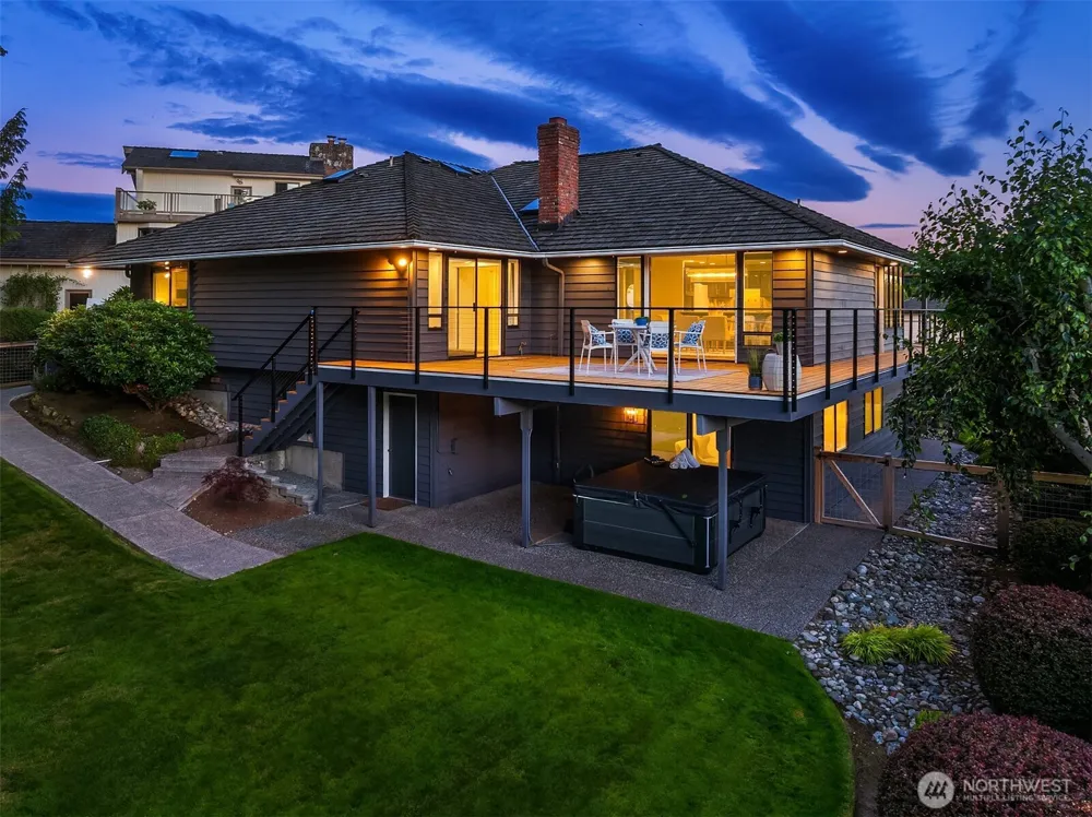 6613 136th Place SW Edmonds, WA 98026