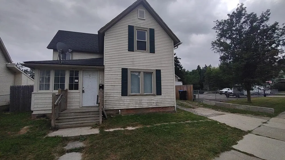 703 W Michigan Avenue Ypsilanti, MI 48197