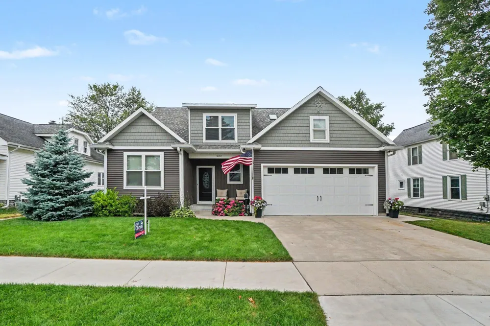 223 Prospect Street Spring Lake, MI 49456