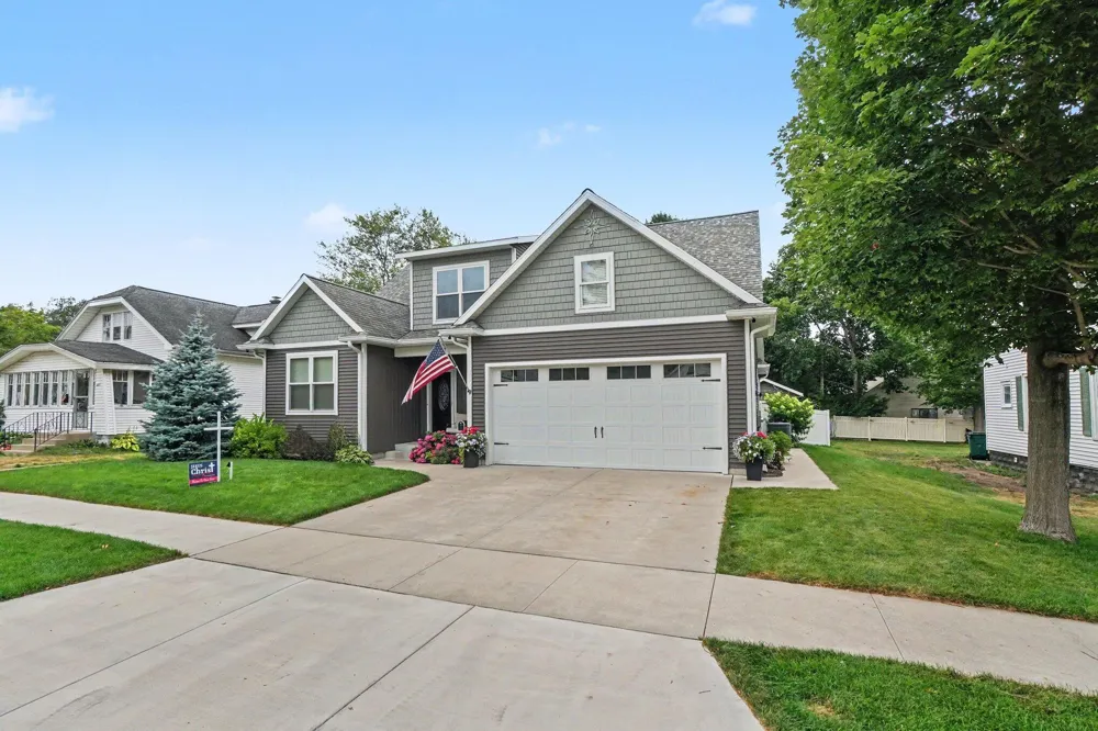 223 Prospect Street Spring Lake, MI 49456