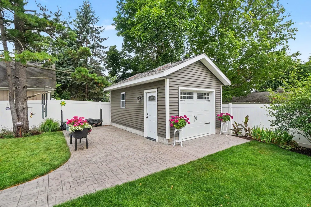 223 Prospect Street Spring Lake, MI 49456