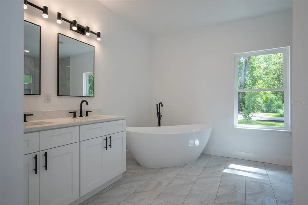 832 NW 5TH STREET Micanopy, FL 32667