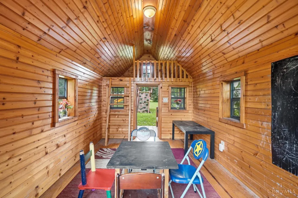 2248 Harlan Road Clearcreek, OH 45068