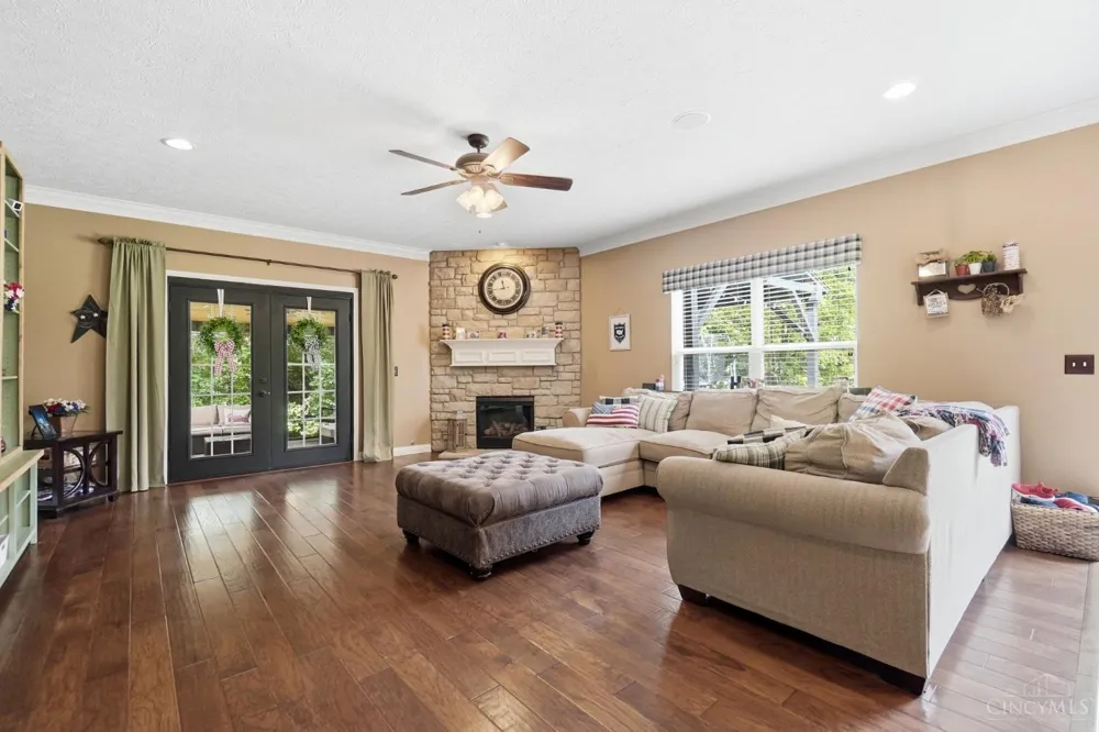 2248 Harlan Road Clearcreek, OH 45068