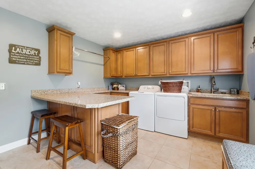 2248 Harlan Road Clearcreek, OH 45068