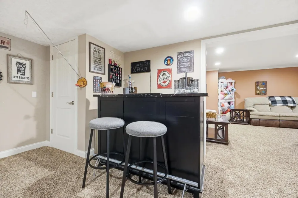2248 Harlan Road Clearcreek, OH 45068