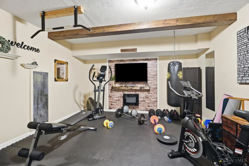 2248 Harlan Road Clearcreek, OH 45068