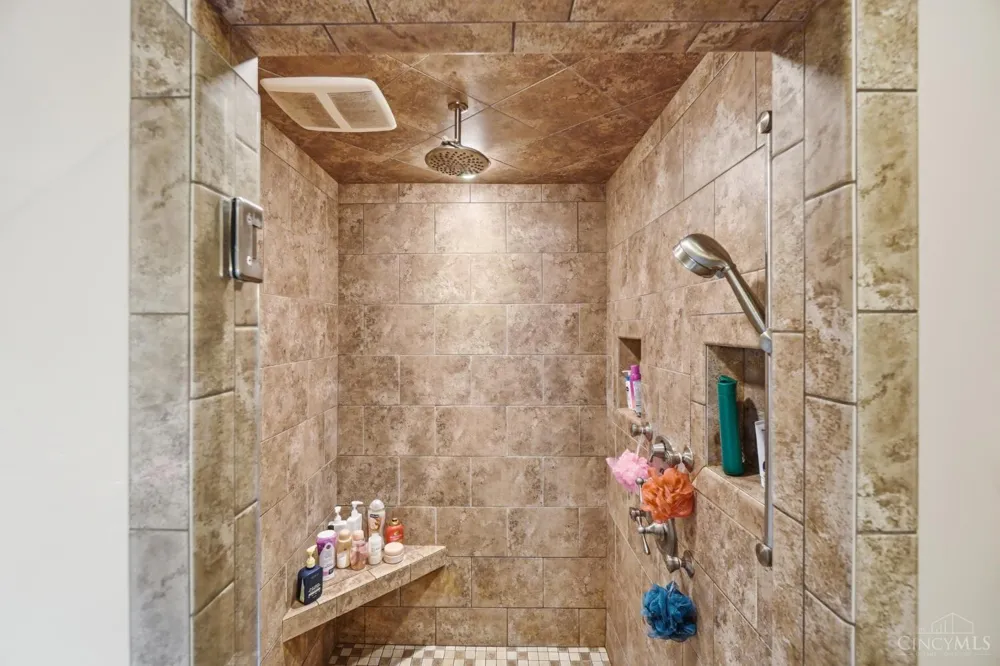 2248 Harlan Road Clearcreek, OH 45068