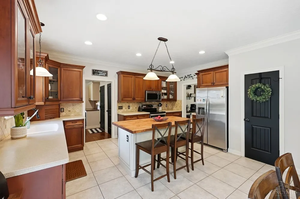 2248 Harlan Road Clearcreek, OH 45068