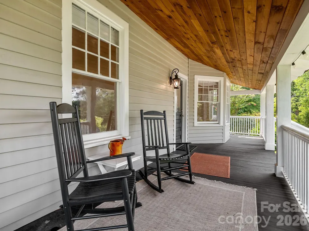 143 Broadway Avenue Tryon, NC 28782