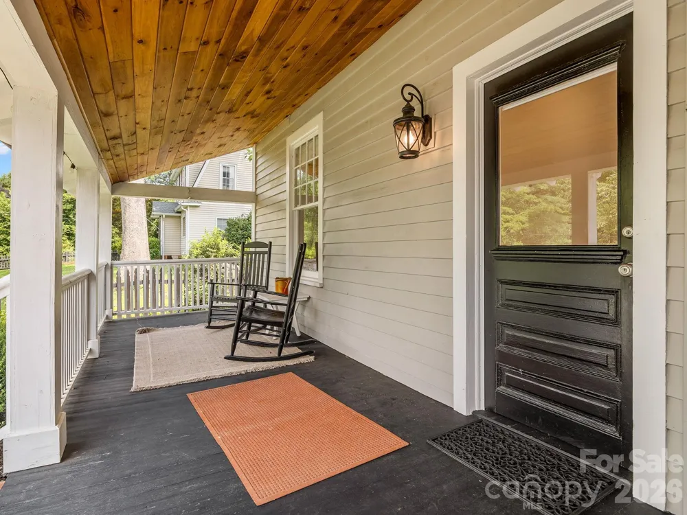 143 Broadway Avenue Tryon, NC 28782