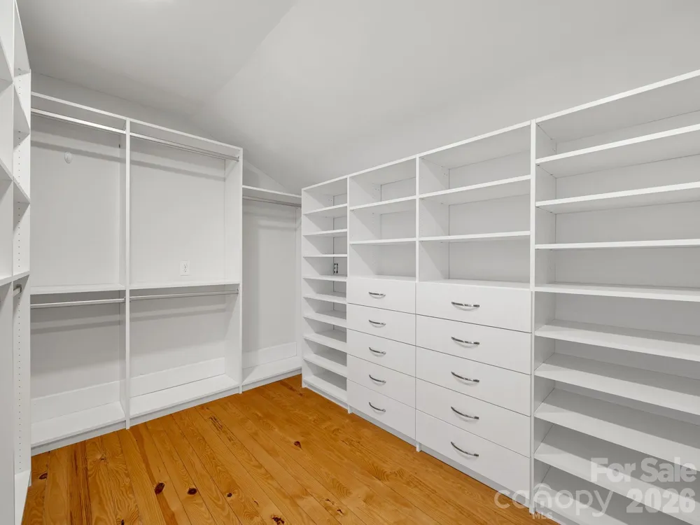 143 Broadway Avenue Tryon, NC 28782