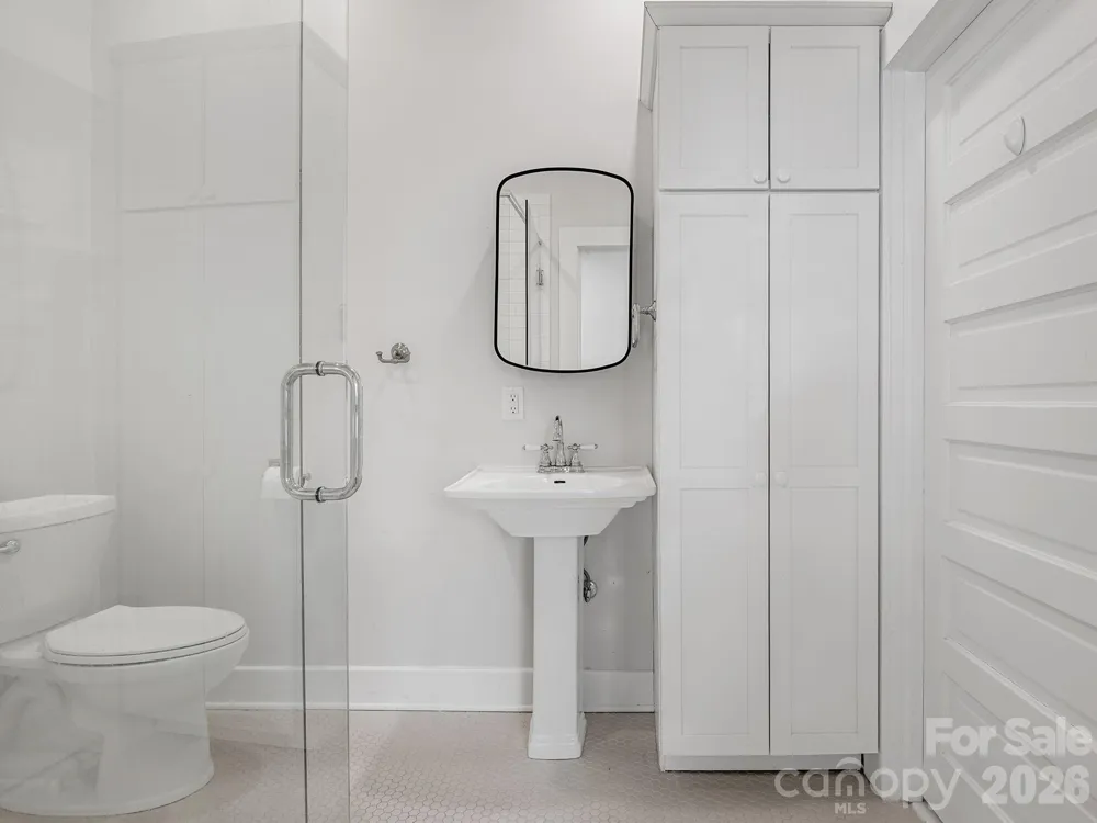143 Broadway Avenue Tryon, NC 28782