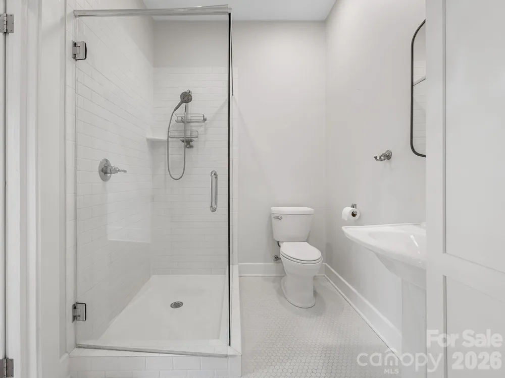 143 Broadway Avenue Tryon, NC 28782