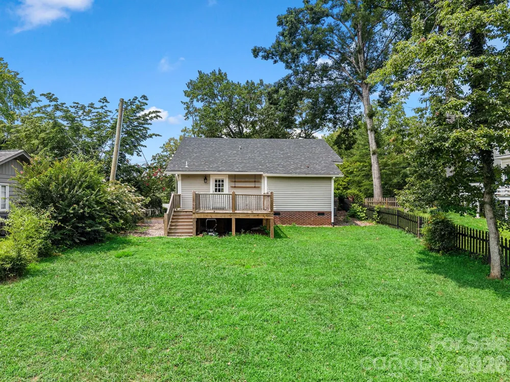 143 Broadway Avenue Tryon, NC 28782