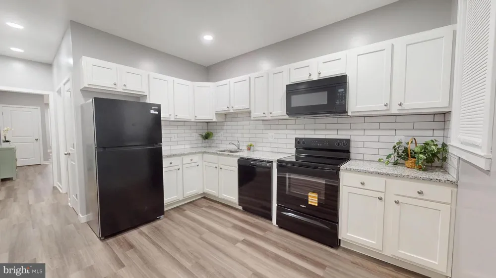 2931 CLIFTON AVENUE Baltimore, MD 21216