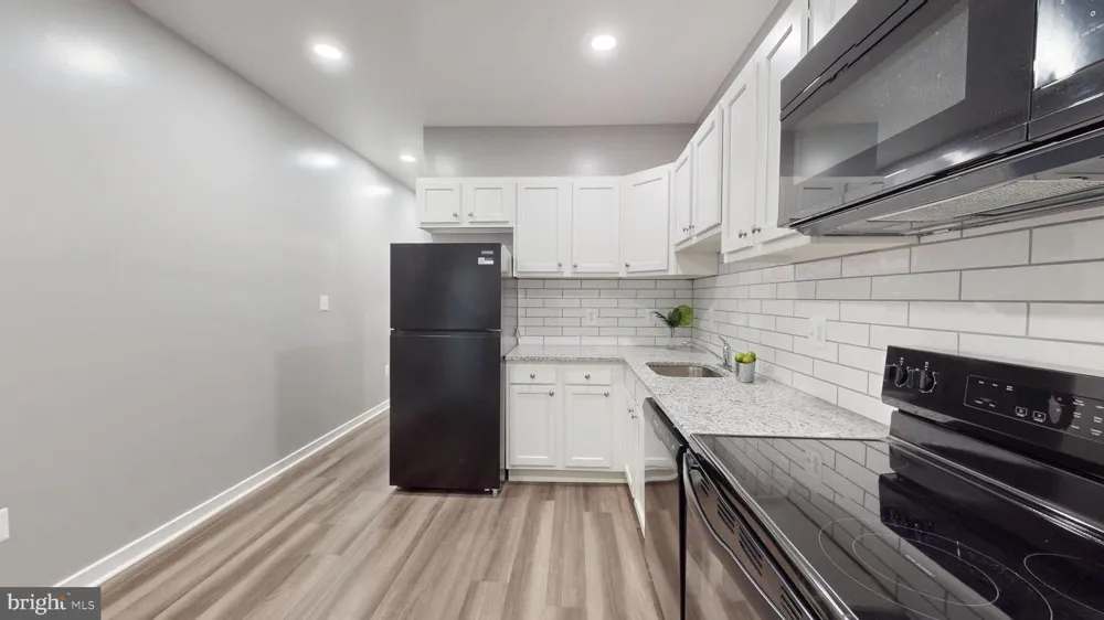 2931 CLIFTON AVENUE Baltimore, MD 21216