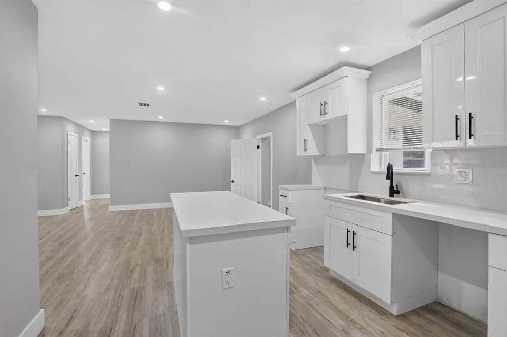 1111 SW 31ST AVENUE Fort Lauderdale, FL 33312