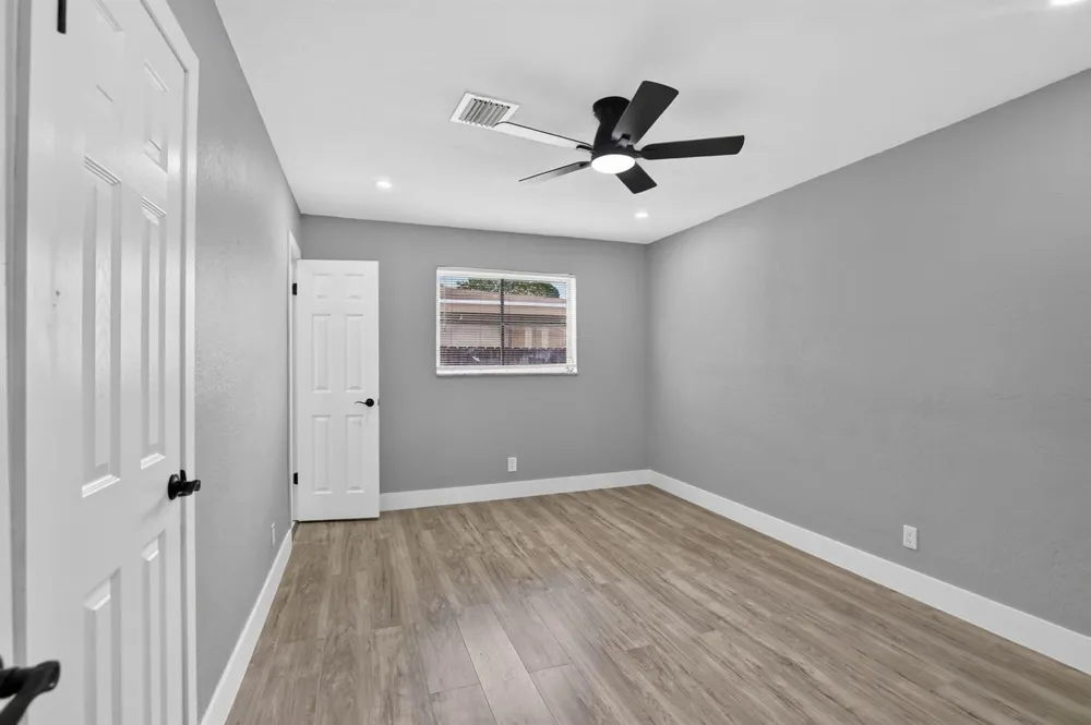 1111 SW 31ST AVENUE Fort Lauderdale, FL 33312