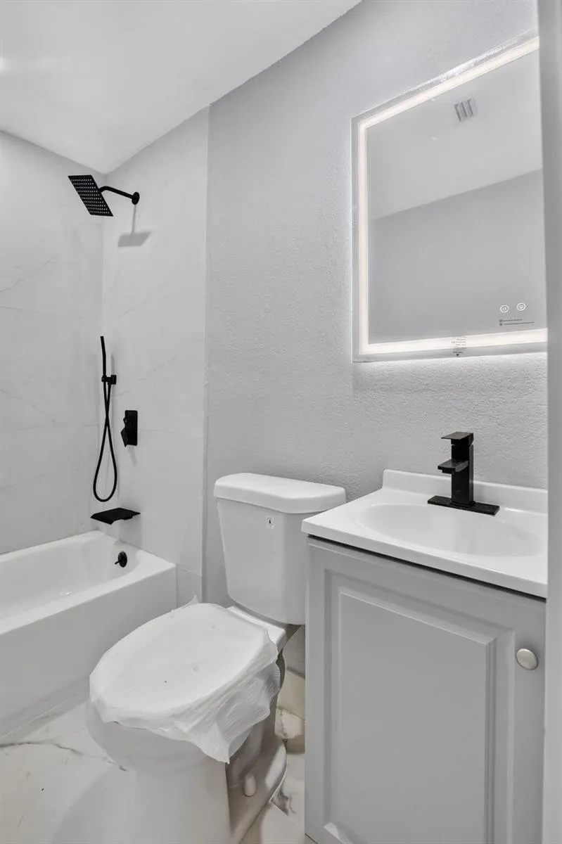 1111 SW 31ST AVENUE Fort Lauderdale, FL 33312