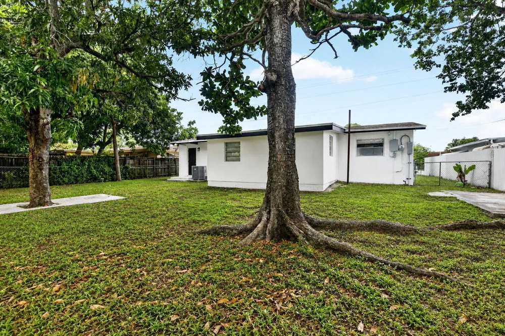 1111 SW 31ST AVENUE Fort Lauderdale, FL 33312