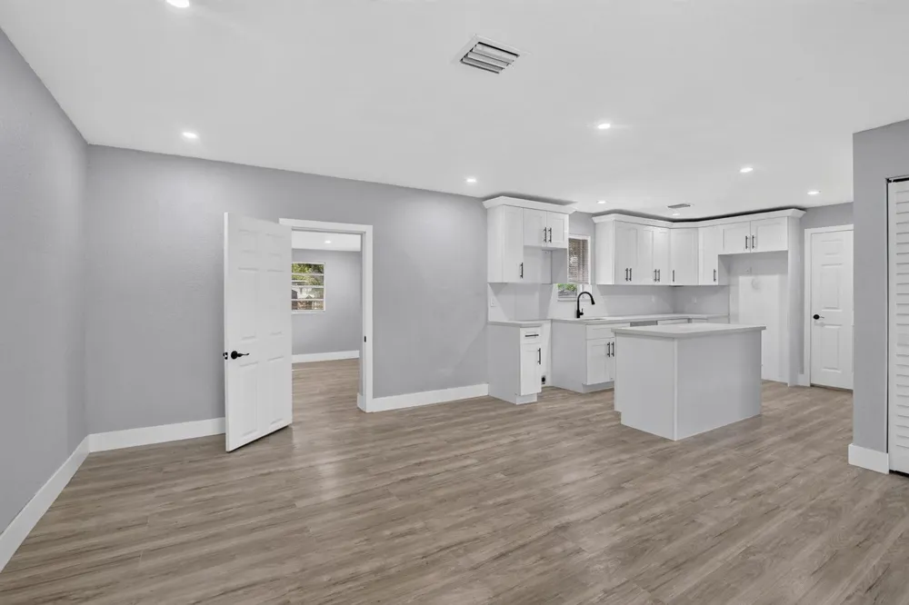 1111 SW 31ST AVENUE Fort Lauderdale, FL 33312