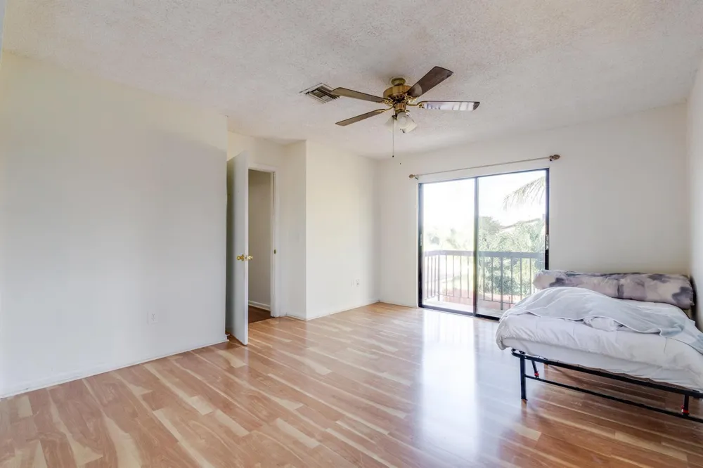 4245 S Landar Drive #4245 Lake Worth, FL 33463