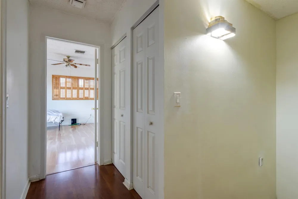 4245 S Landar Drive #4245 Lake Worth, FL 33463