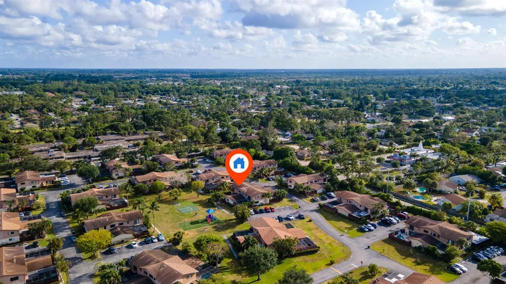 4245 S Landar Drive #4245 Lake Worth, FL 33463