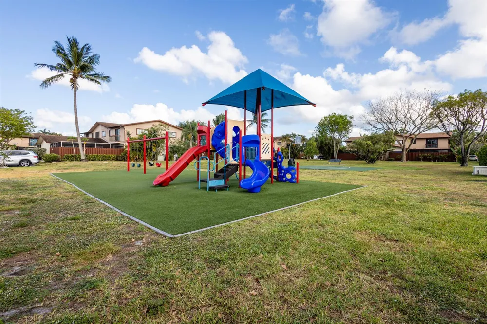 4245 S Landar Drive #4245 Lake Worth, FL 33463