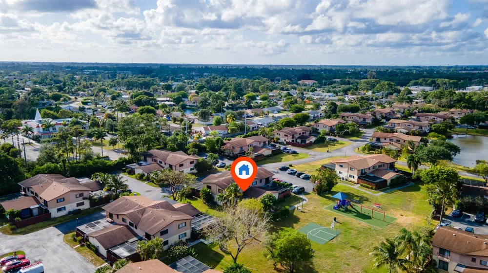 4245 S Landar Drive #4245 Lake Worth, FL 33463