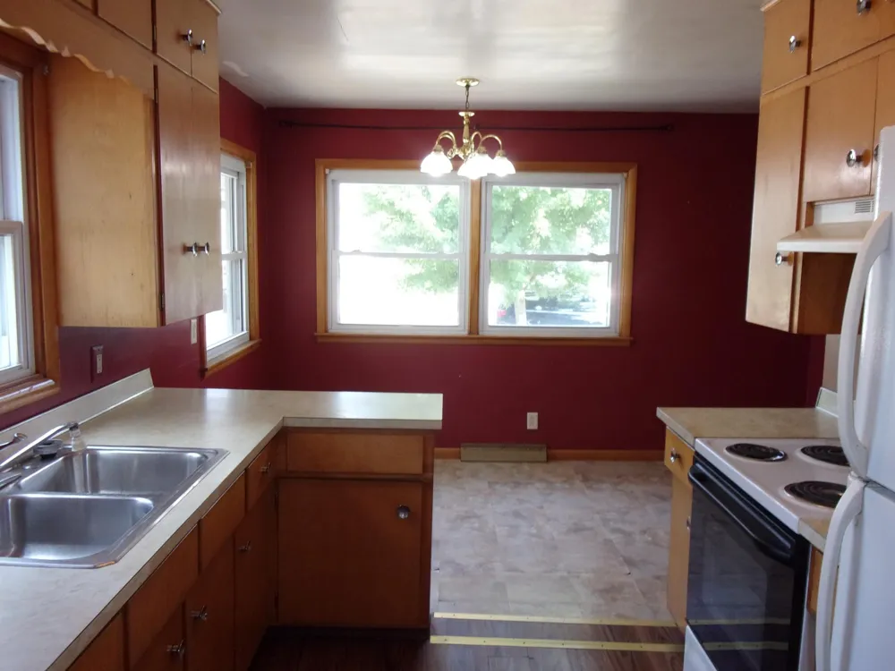 218 E 2nd Street Blue Earth, MN 56013