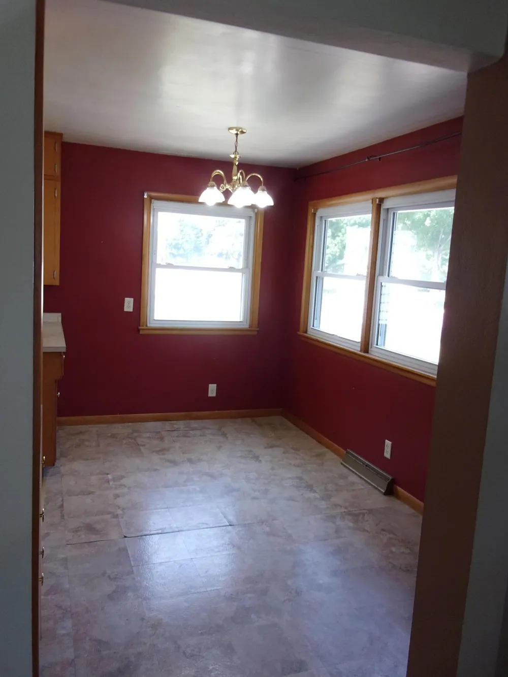 218 E 2nd Street Blue Earth, MN 56013