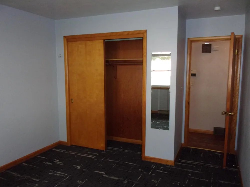 218 E 2nd Street Blue Earth, MN 56013