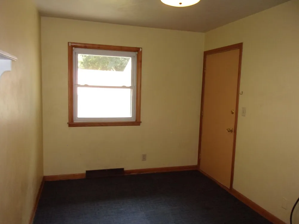 218 E 2nd Street Blue Earth, MN 56013