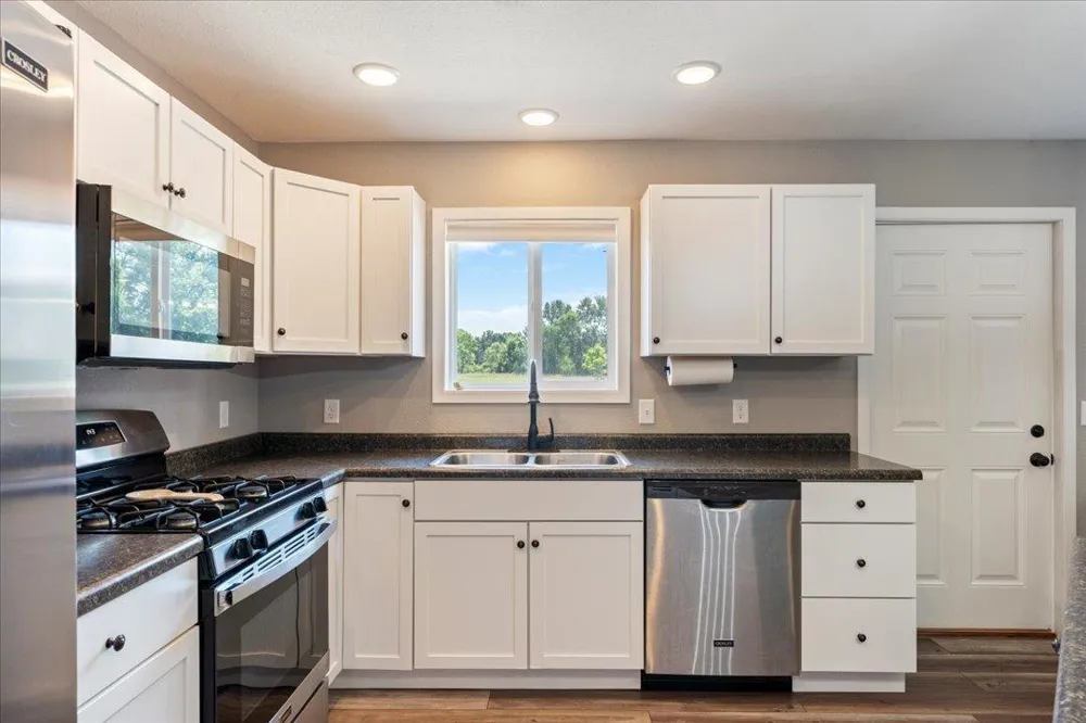 10505 Kinder Corners Brainerd, MN 56401