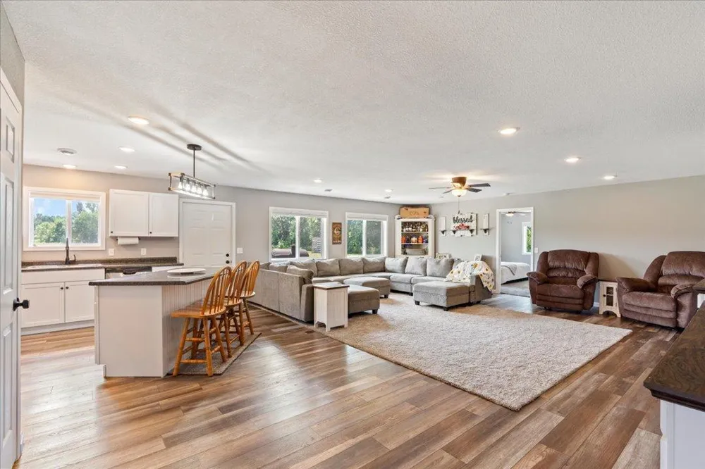 10505 Kinder Corners Brainerd, MN 56401