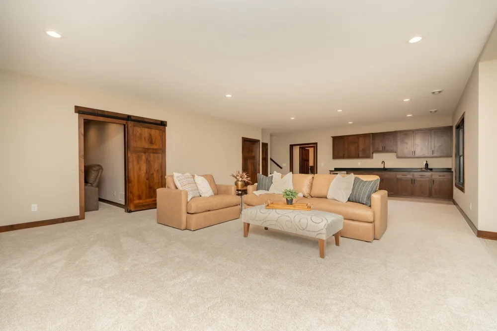19739 Tayjules Way Jordan, MN 55352
