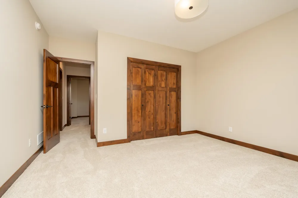 19739 Tayjules Way Jordan, MN 55352