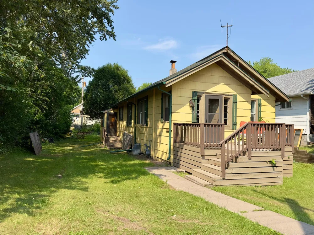 421 S 69th Avenue W Duluth, MN 55807