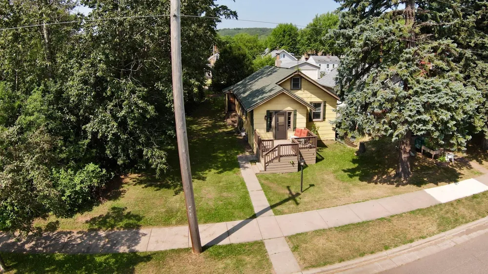 421 S 69th Avenue W Duluth, MN 55807