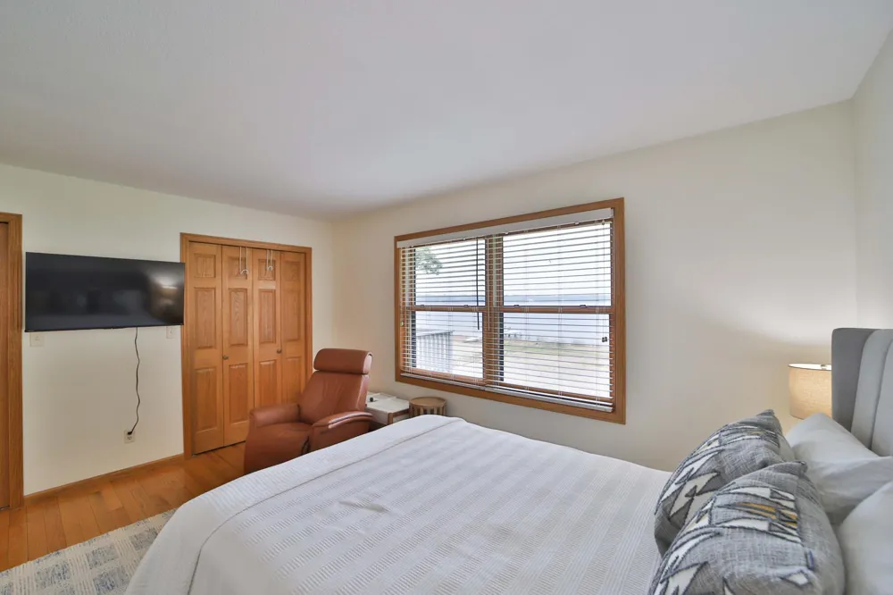 13541 Maplewood Drive Baxter, MN 56425