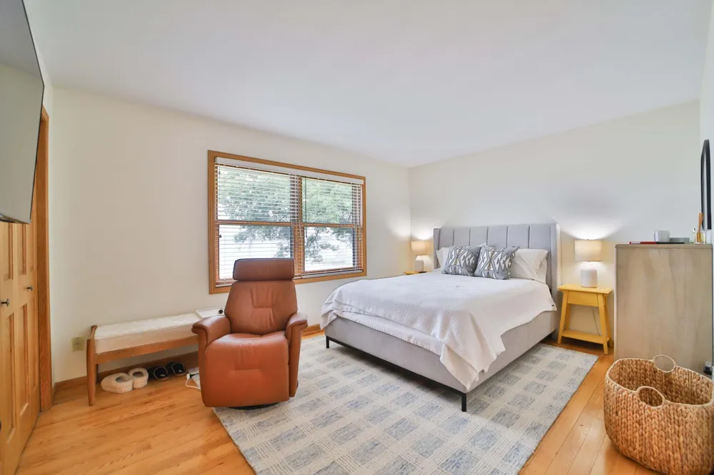 13541 Maplewood Drive Baxter, MN 56425