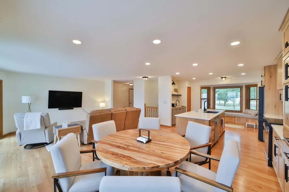 13541 Maplewood Drive Baxter, MN 56425