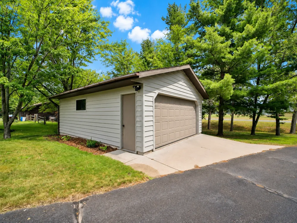13541 Maplewood Drive Baxter, MN 56425
