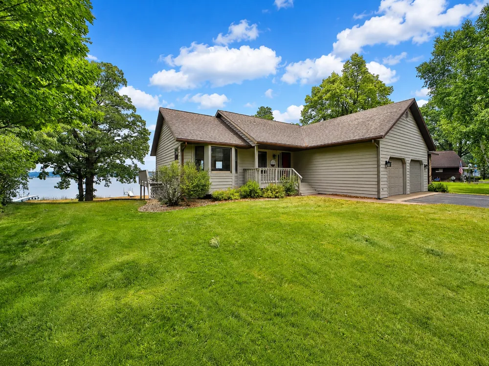 13541 Maplewood Drive Baxter, MN 56425